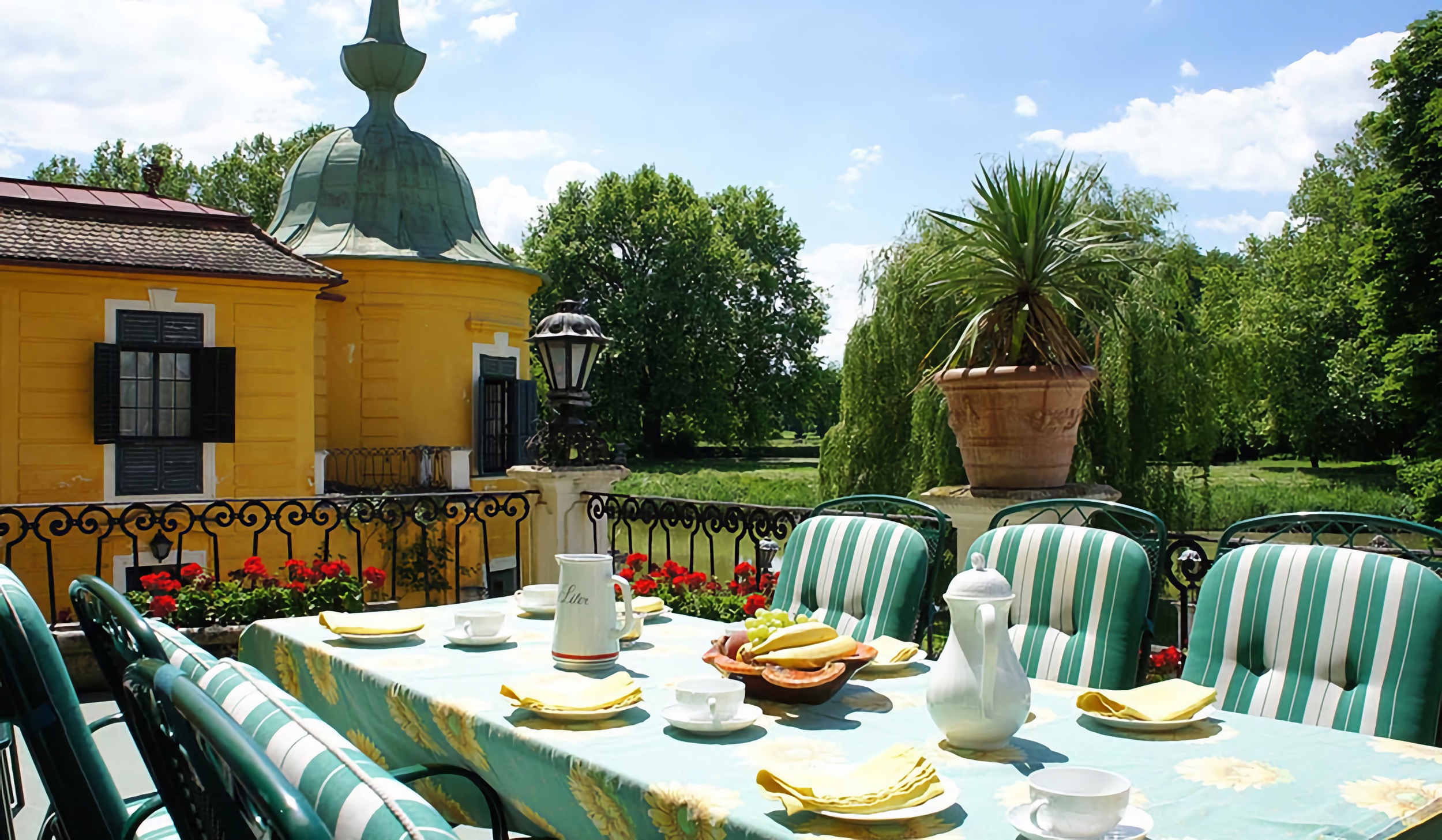 schloss_wasserburg balcony